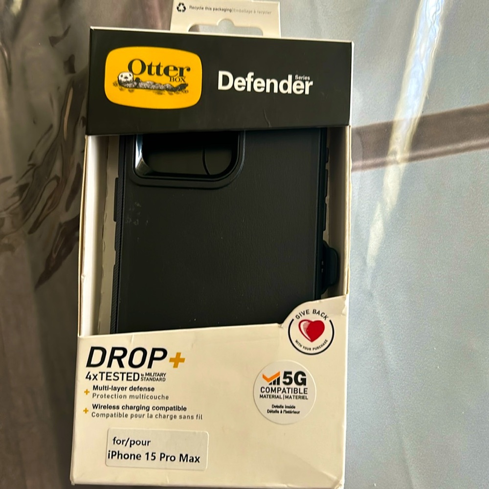 OtterBox Series Defender IPhone 15 Pro Max Case